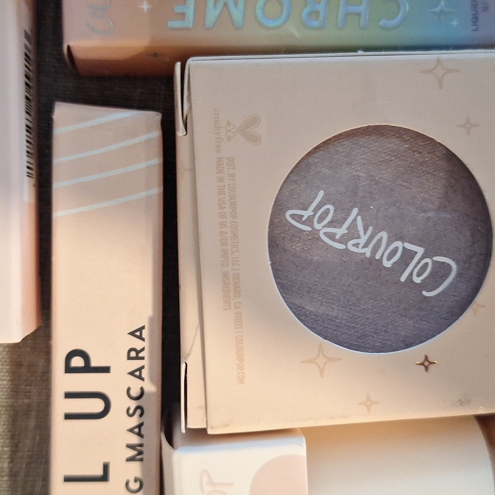 ColourPop Bundle - Picture 13 of 16